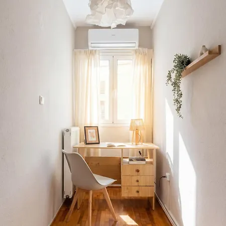 Urban Harmony Elegant 2br Living *
